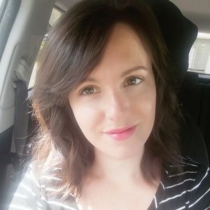 Meet your Posher, Corina